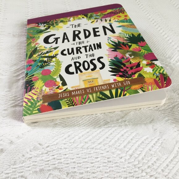 ⚪ 3/$15 NWOT Baby/Toddler board book The Garden The Curtain & The Cross - Picture 6 of 9